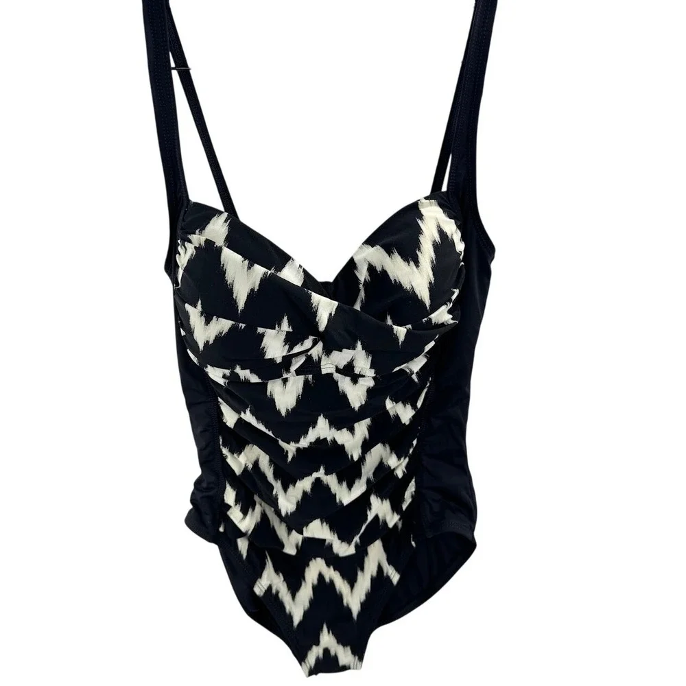 La Blanca Womens Black White Ikat Chevron Ruched One Piece Swimsuit Sweetheart 6
